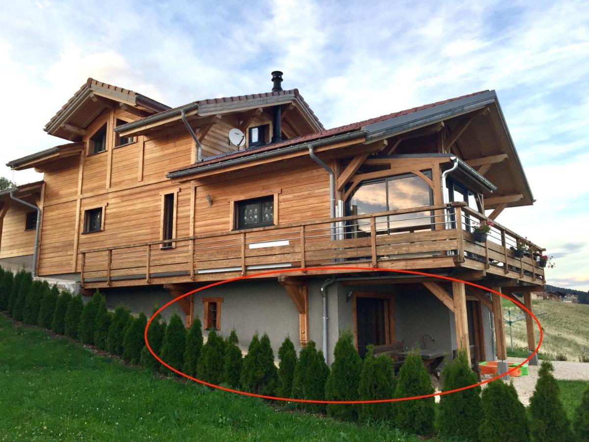 لامورا Gite Avec Terrasse Et Belle Vue - Chaletnelda Com المظهر الخارجي الصورة