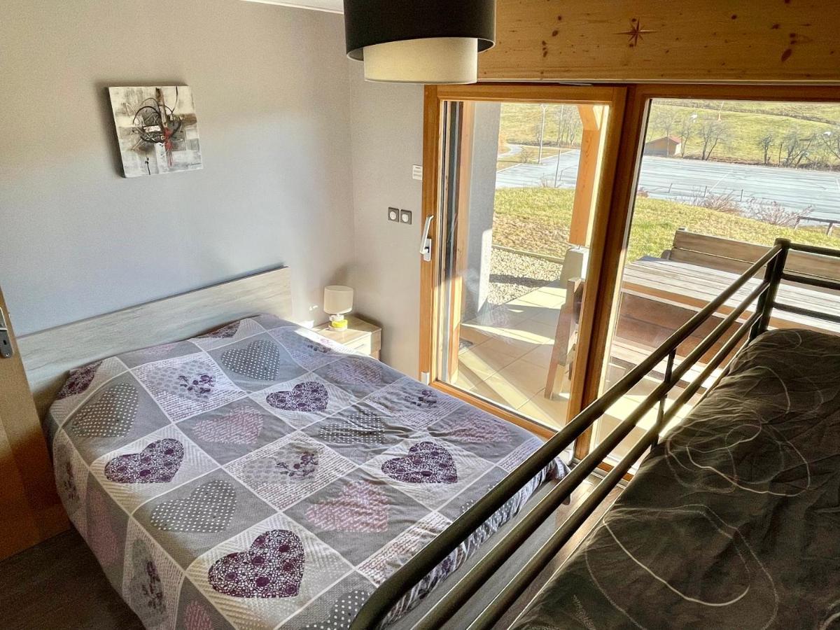 لامورا Gite Avec Terrasse Et Belle Vue - Chaletnelda Com المظهر الخارجي الصورة