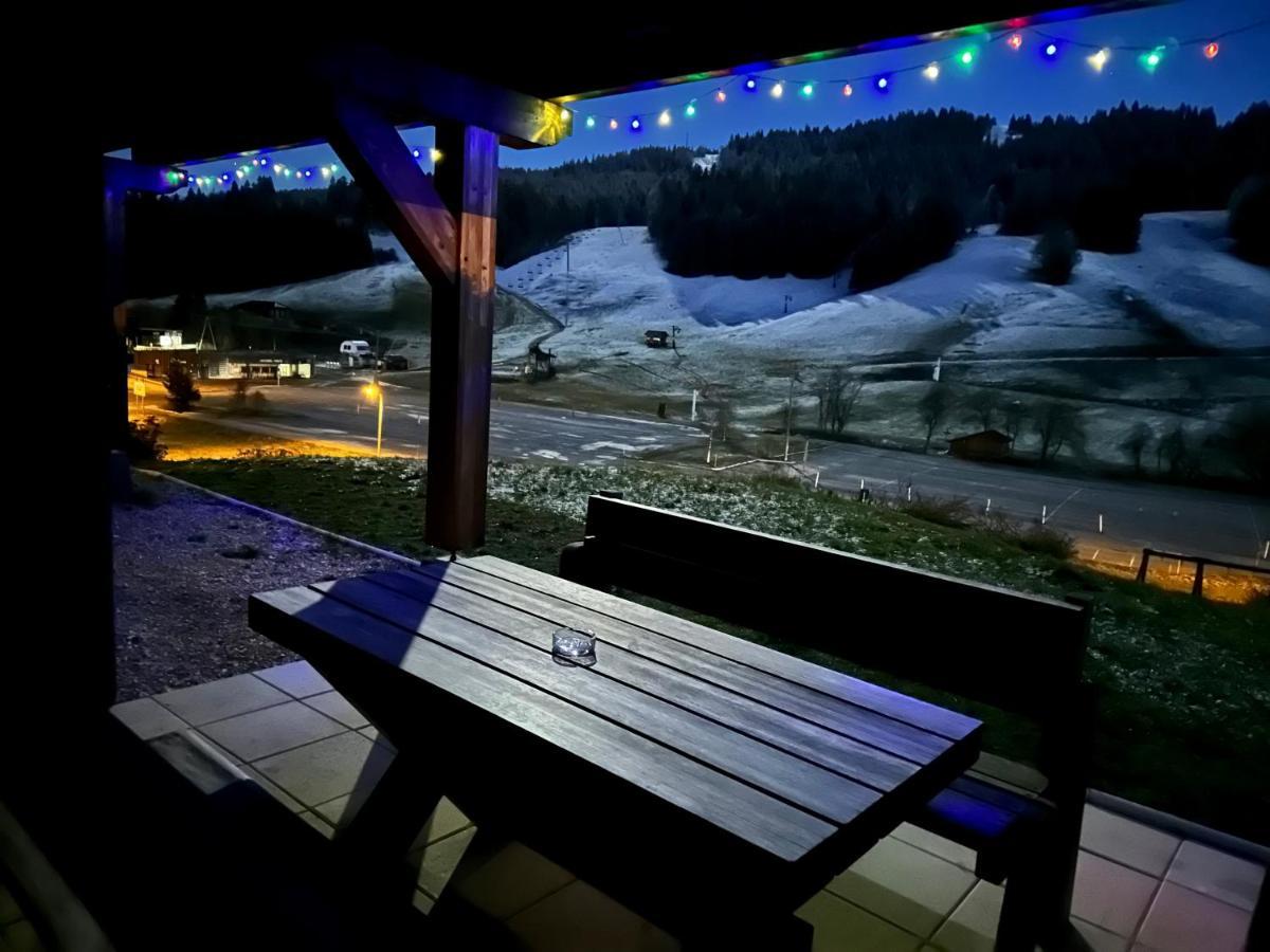 لامورا Gite Avec Terrasse Et Belle Vue - Chaletnelda Com المظهر الخارجي الصورة